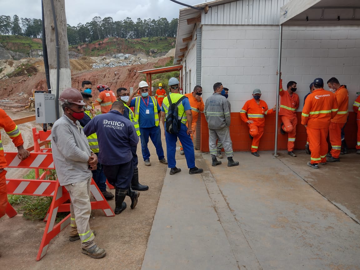 ACCIONA FRENTE DOMINGOS VEGA